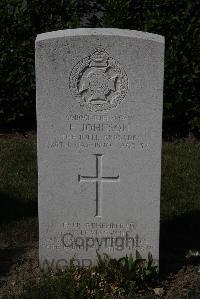 Calais Southern Cemetery - Johnson, Frank